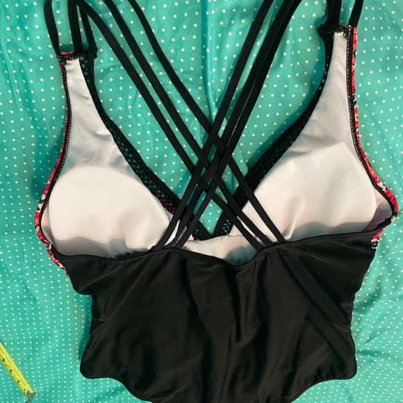Women’s One Piece Swimsuit Boutique XL New - Picture 7 of 15